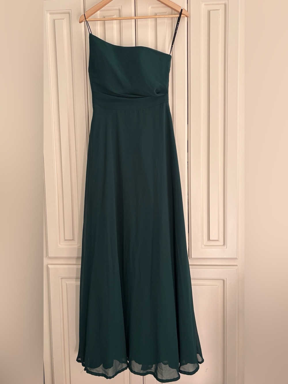Sorella Vita Emerald Green Spaghetti Strap Formal Evening Dress (Size USA 8)